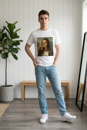 Mona Lisa Drinking Graphic T-Shirt – Funny Artistic Unisex Tee